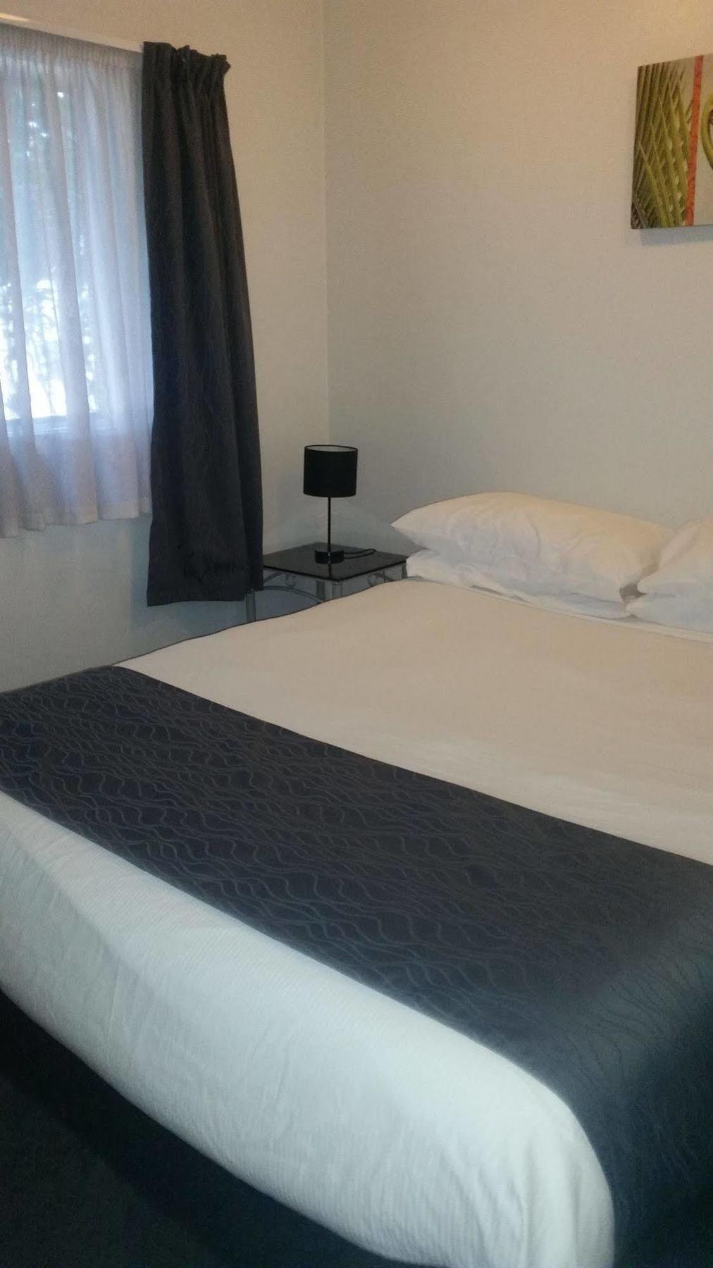 Comfort Inn Fairmont Motor Lodge Хейстингс Екстериор снимка