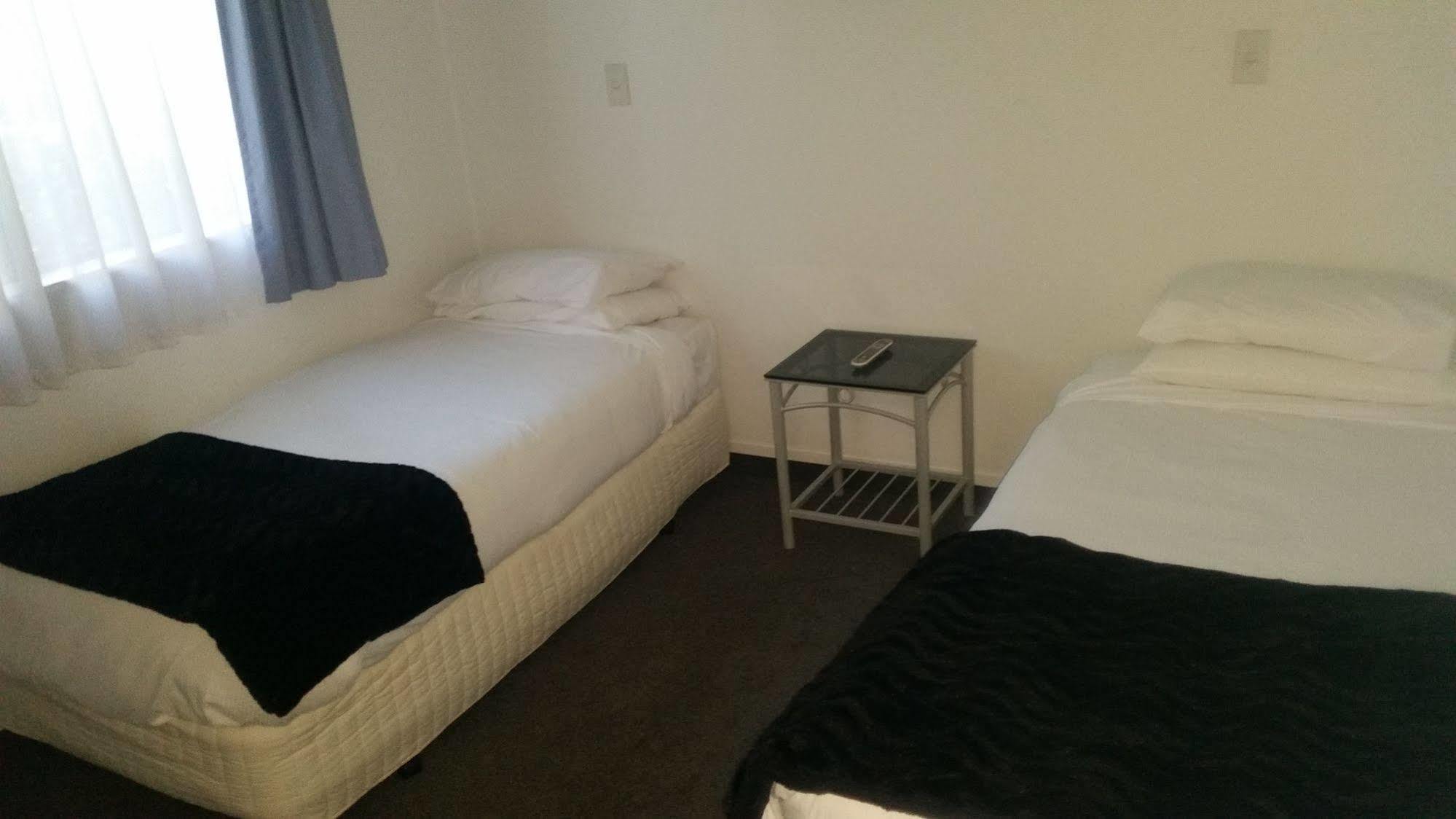 Comfort Inn Fairmont Motor Lodge Хейстингс Екстериор снимка